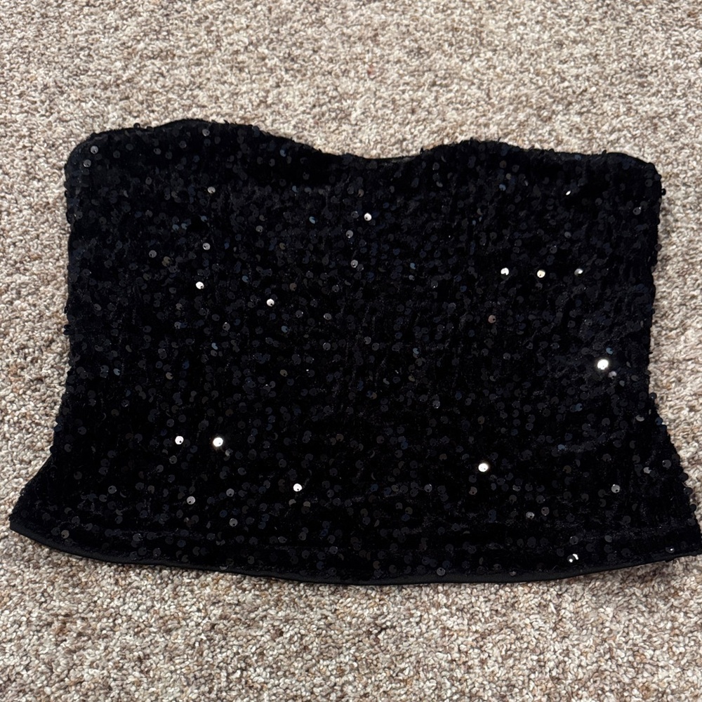 SHEIN Black Tube Top